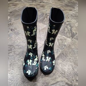 A New Day Rain Boots Black with Floral Print Size 9
